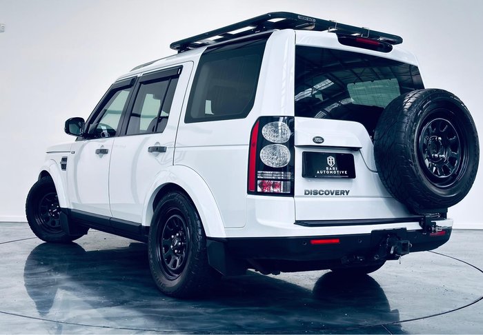 2016 Land Rover Discovery TDV6 Series 4 MY16.5 4X4 Dual Range Fuji White