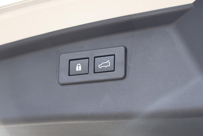 2025 Subaru Outback AWD Touring