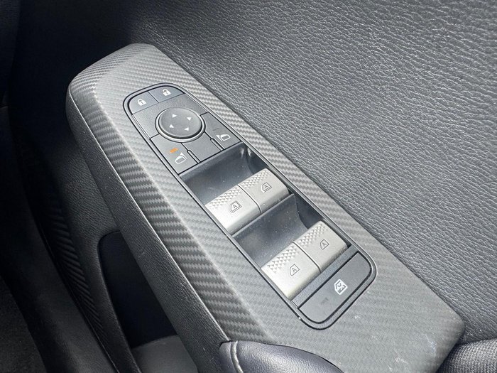 2023 Mitsubishi Outlander ES