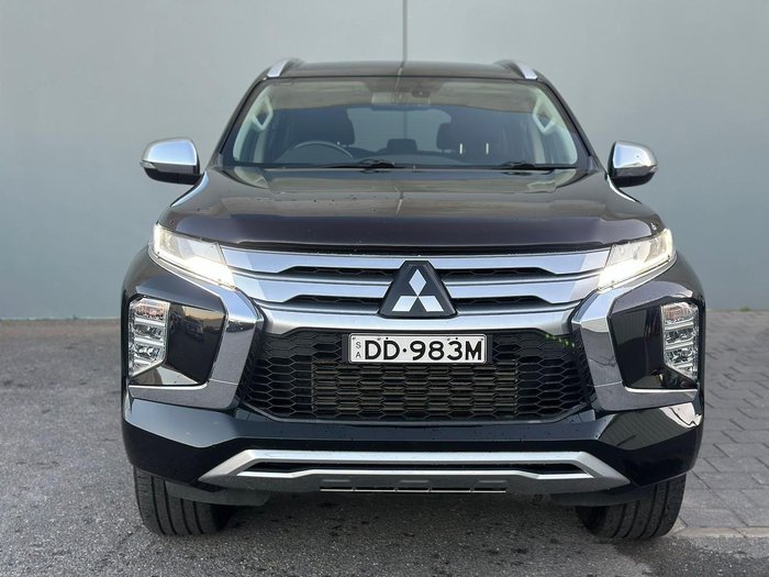 2020 Mitsubishi Pajero Sport GLS