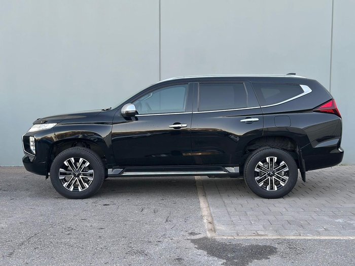 2020 Mitsubishi Pajero Sport GLS