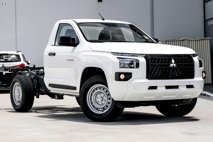 2025 Mitsubishi Triton
