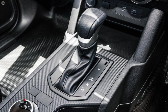 2025 Mitsubishi Triton GLX