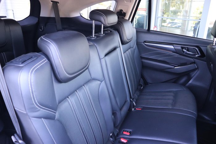 2023 Isuzu MU-X LS-T