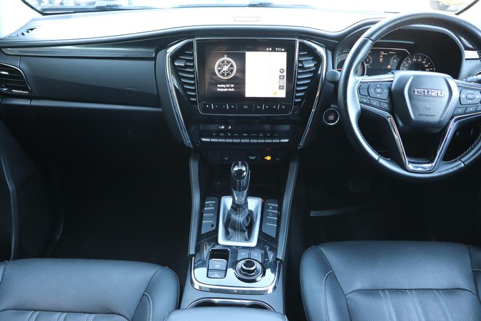 2023 Isuzu MU-X LS-T