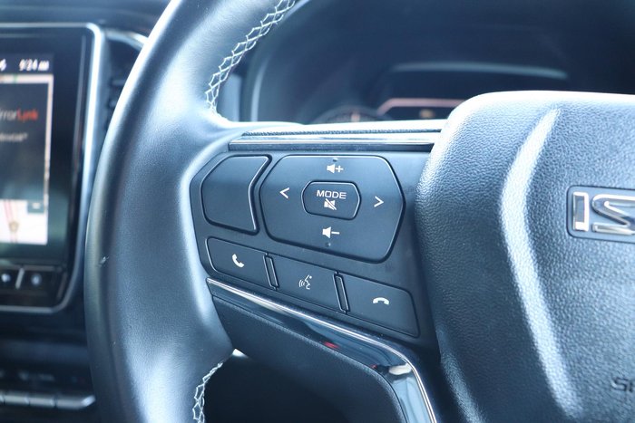 2023 Isuzu MU-X LS-T