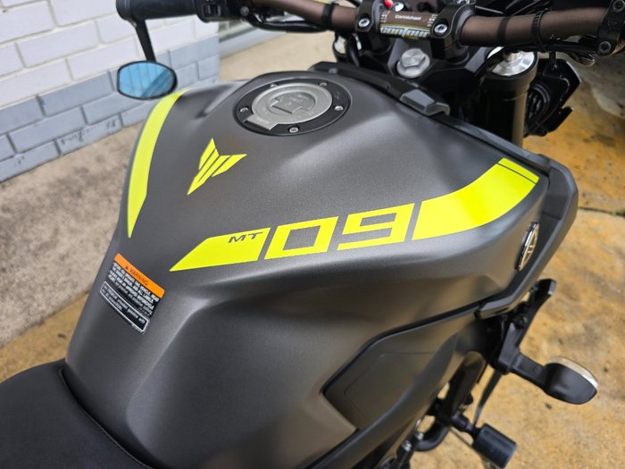 2018 YAMAHA MT-09A GREY