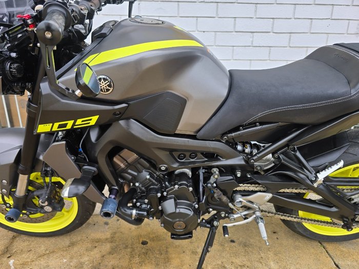 2018 YAMAHA MT-09A GREY