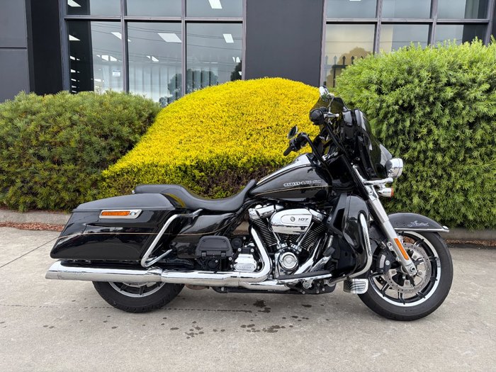 2017 HARLEY-DAVIDSON FLHTK ULTRA LIMITED