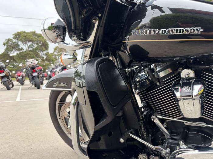 2017 HARLEY-DAVIDSON FLHTK ULTRA LIMITED