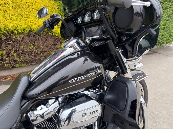 2017 HARLEY-DAVIDSON FLHTK ULTRA LIMITED