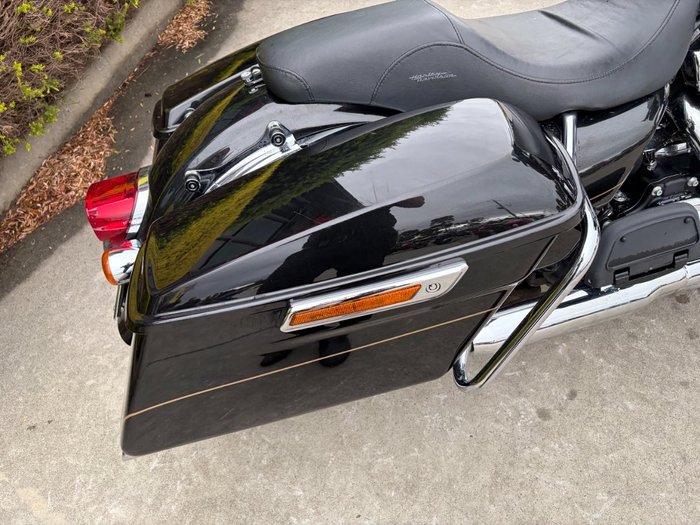 2017 HARLEY-DAVIDSON FLHTK ULTRA LIMITED