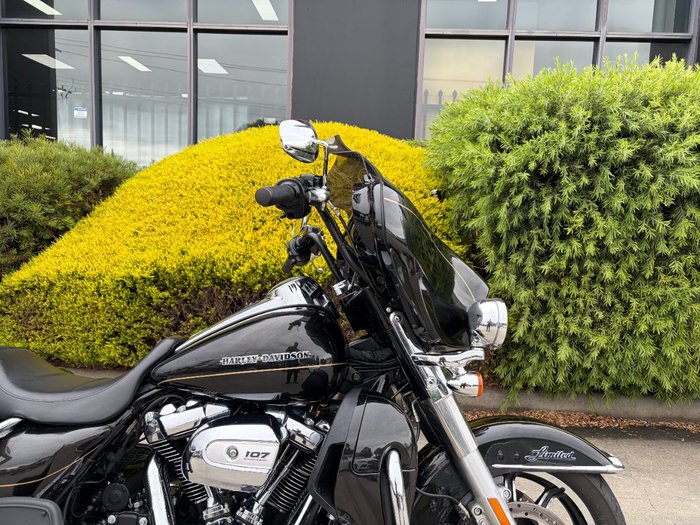 2017 HARLEY-DAVIDSON FLHTK ULTRA LIMITED