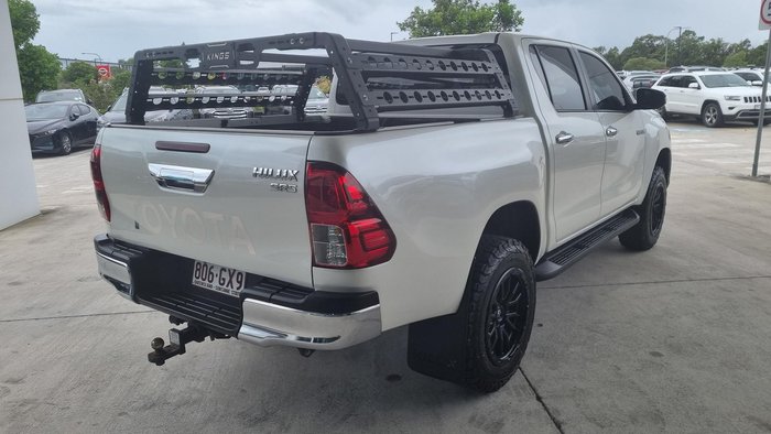 2016 Toyota Hilux SR5
