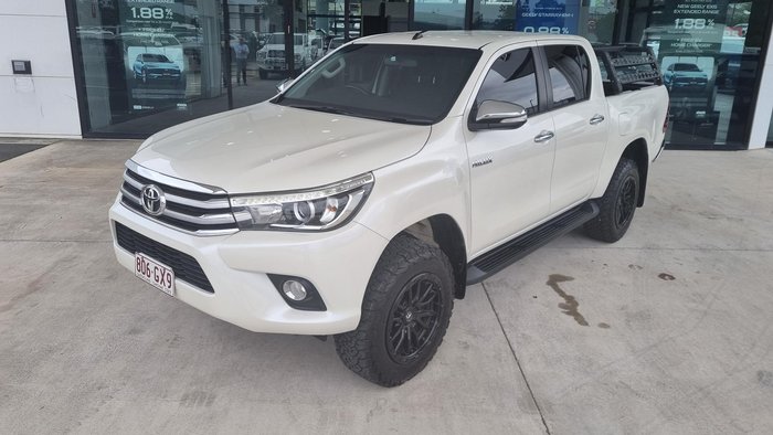 2016 Toyota Hilux SR5