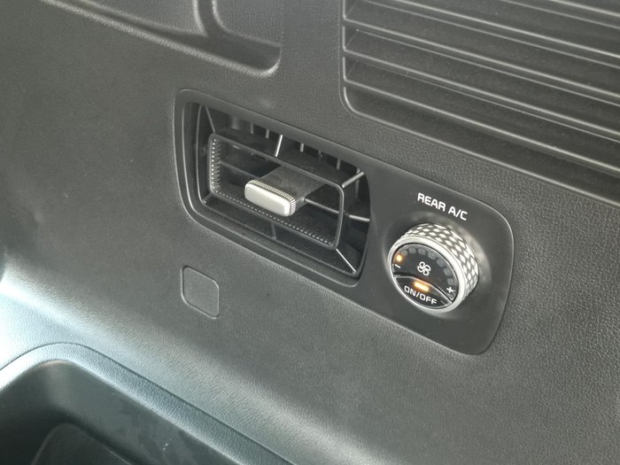 2022 Kia Sorento Sport