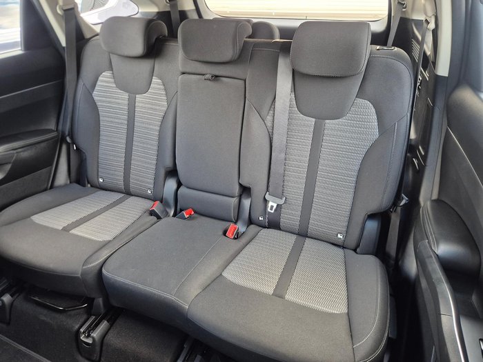 2022 Kia Sorento Sport