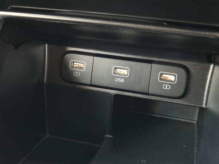 2022 Kia Sorento Sport