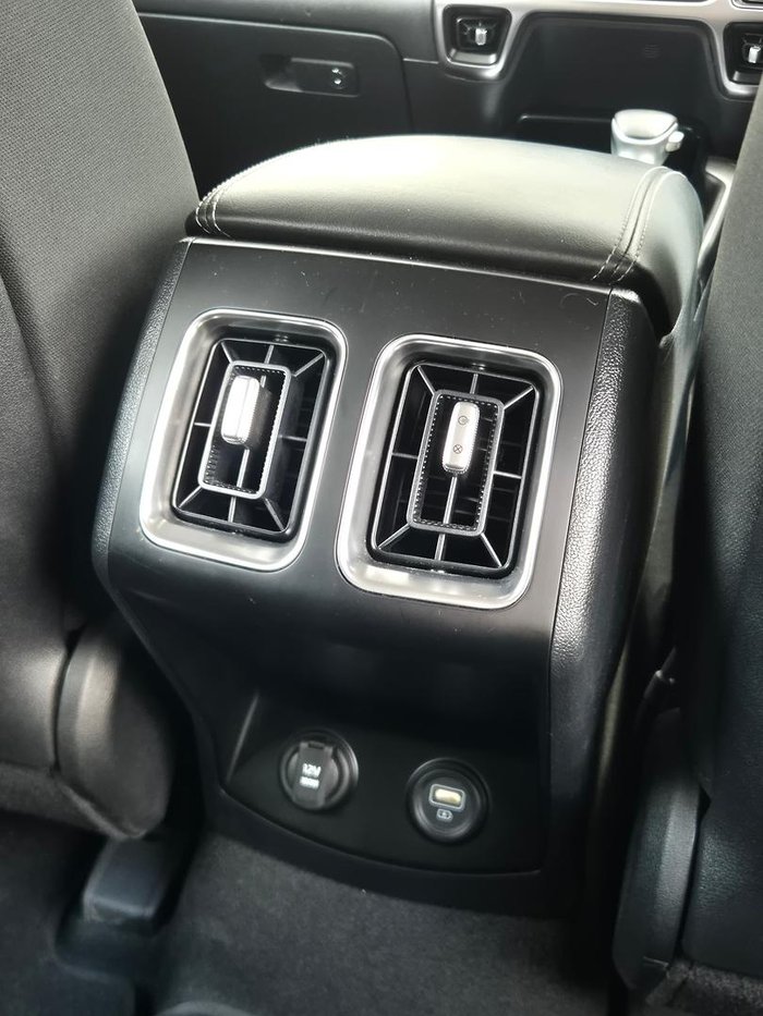 2022 Kia Sorento Sport