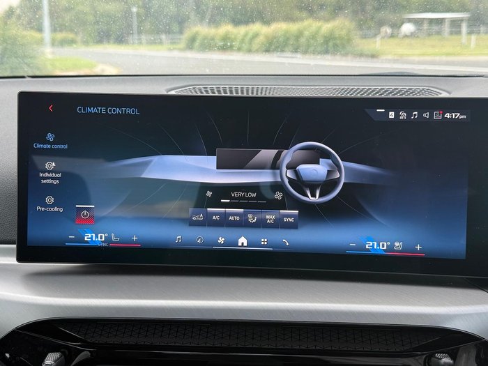 2025 BMW 2 Series M240i xDrive