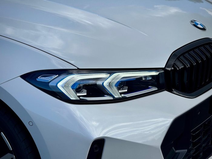 2025 BMW 3 Series 330i M Sport