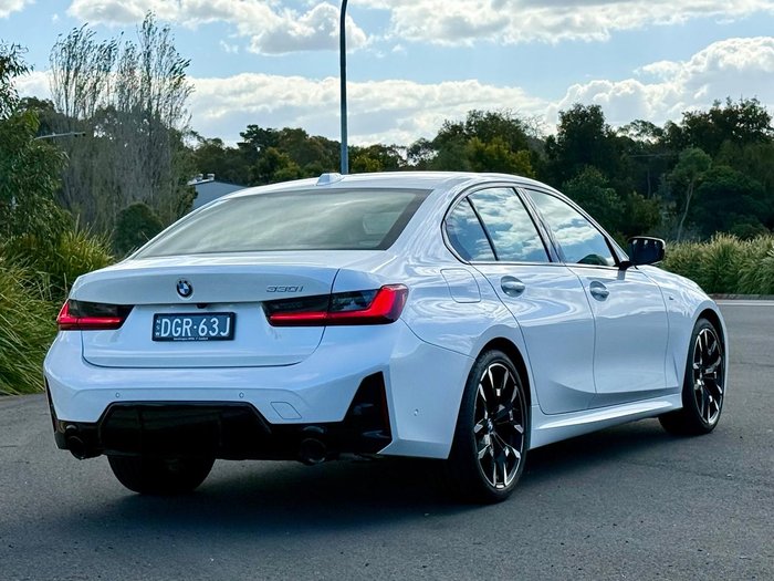 2025 BMW 3 Series 330i M Sport