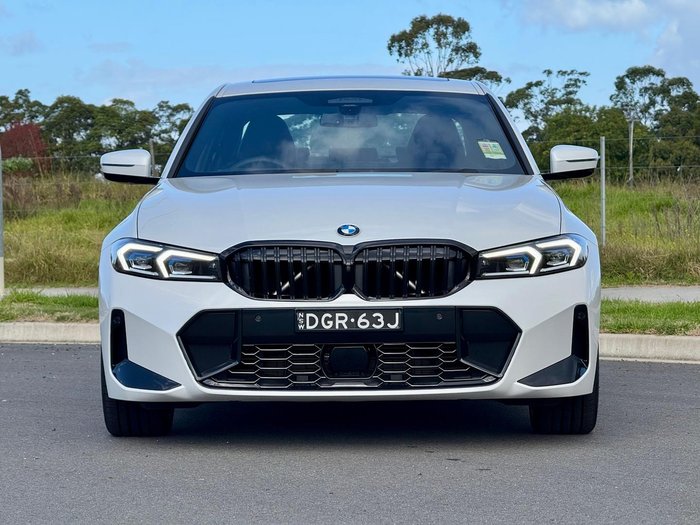 2025 BMW 3 Series 330i M Sport