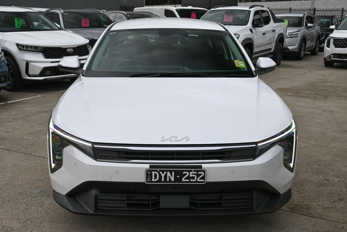 2025 Kia K4 Sport+