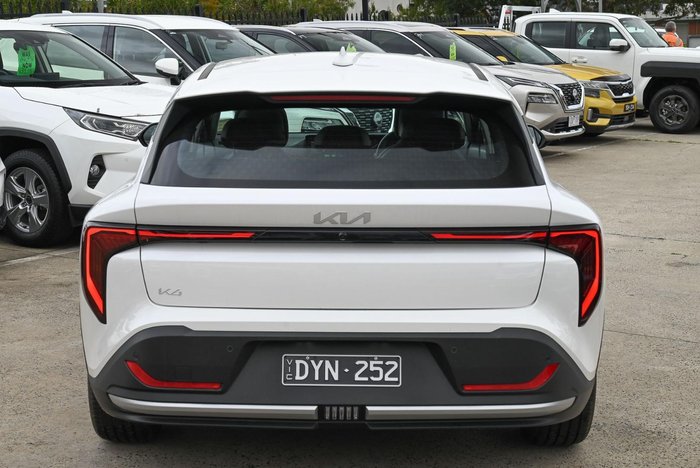 2025 Kia K4 Sport+