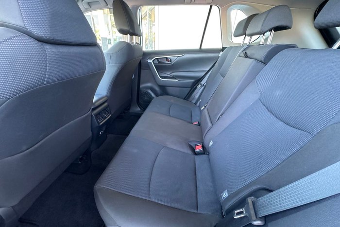 2024 Toyota RAV4 GX