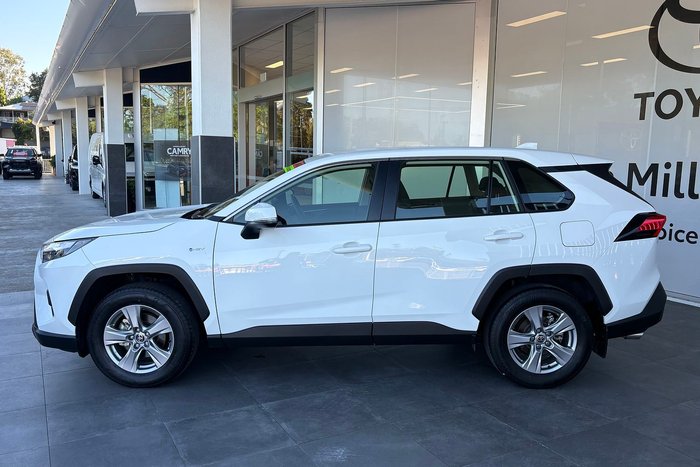 2024 Toyota RAV4 GX