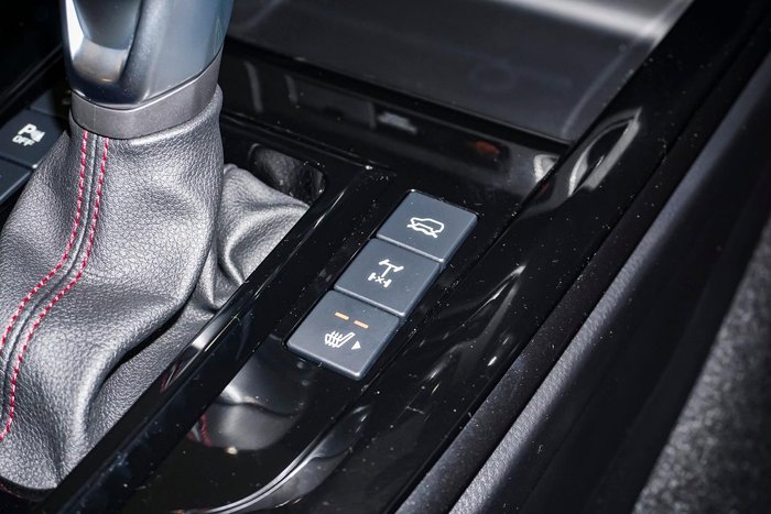 2025 Isuzu D-MAX X-TERRAIN