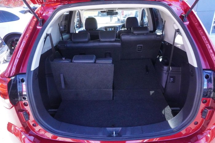 2021 Mitsubishi Outlander LS