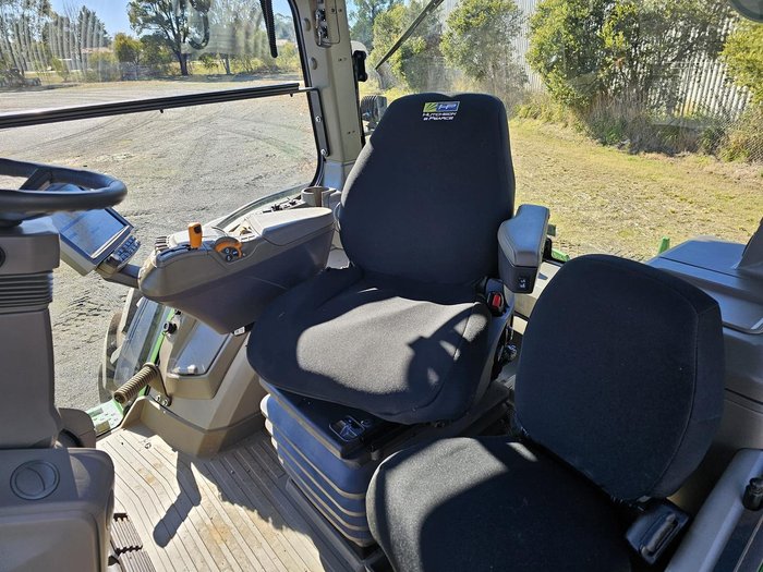 2023 John Deere 8R 310