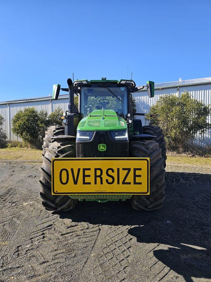 2023 John Deere 8R 310