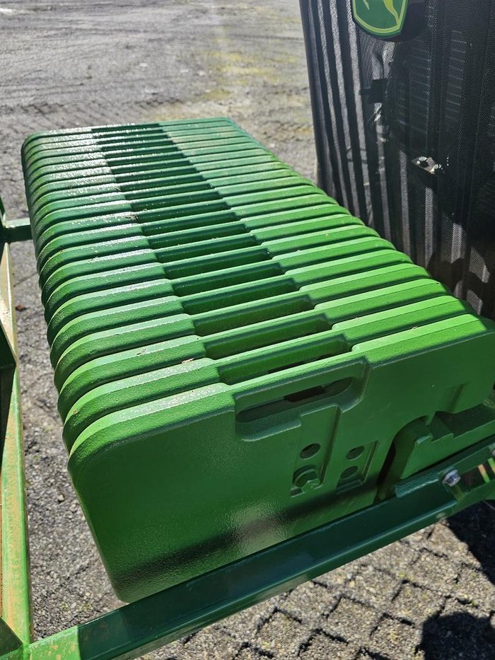 2023 John Deere 8R 310