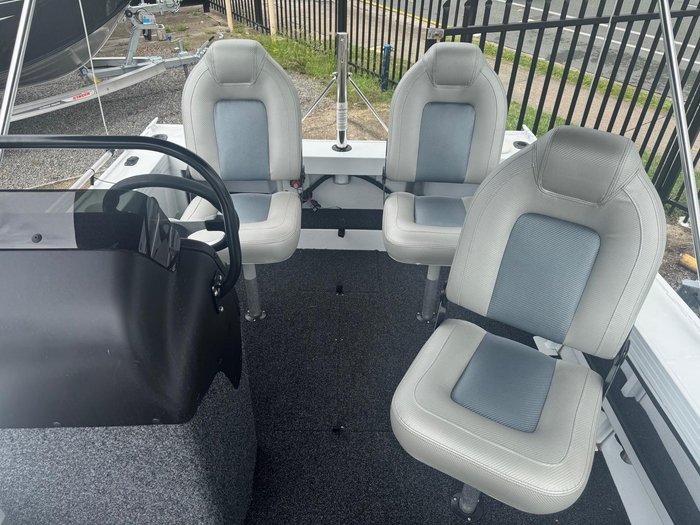 2025 Stacer 449 Crossfire SC