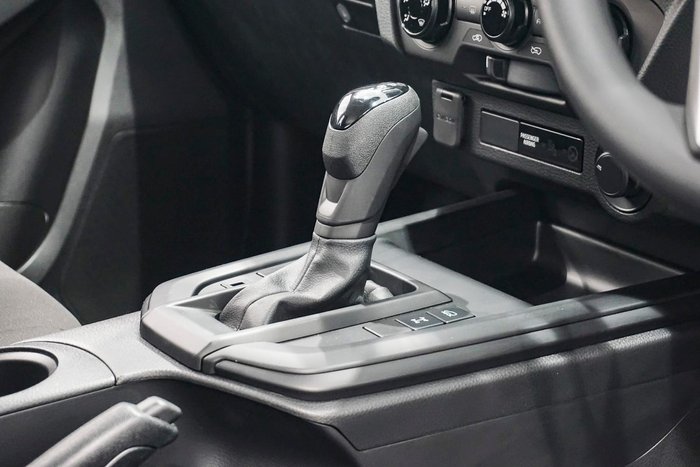 2025 Isuzu D-MAX SX