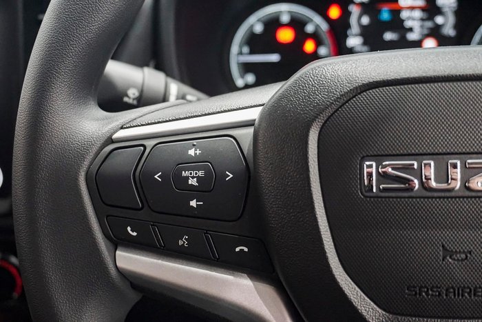 2025 Isuzu D-MAX SX