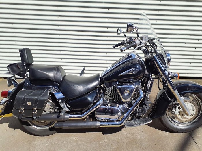 2002 Suzuki Intruder 1500LC (VL1500) Intruder Black