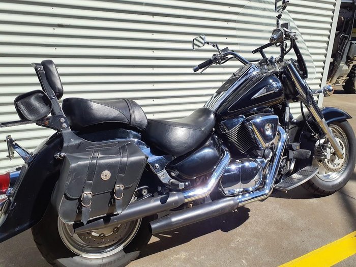 2002 Suzuki Intruder 1500LC (VL1500) Intruder Black