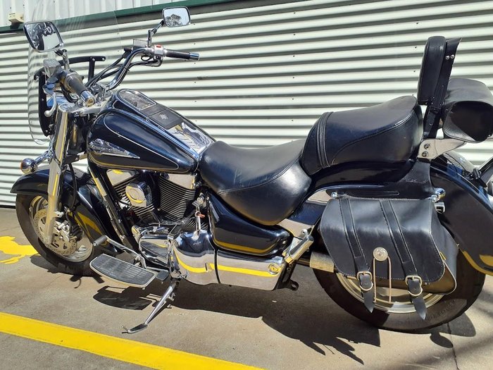 2002 Suzuki Intruder 1500LC (VL1500) Intruder Black