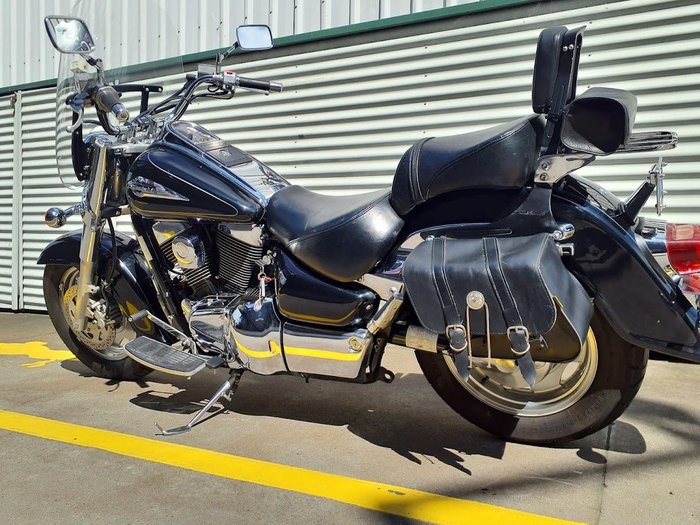 2002 Suzuki Intruder 1500LC (VL1500) Intruder Black