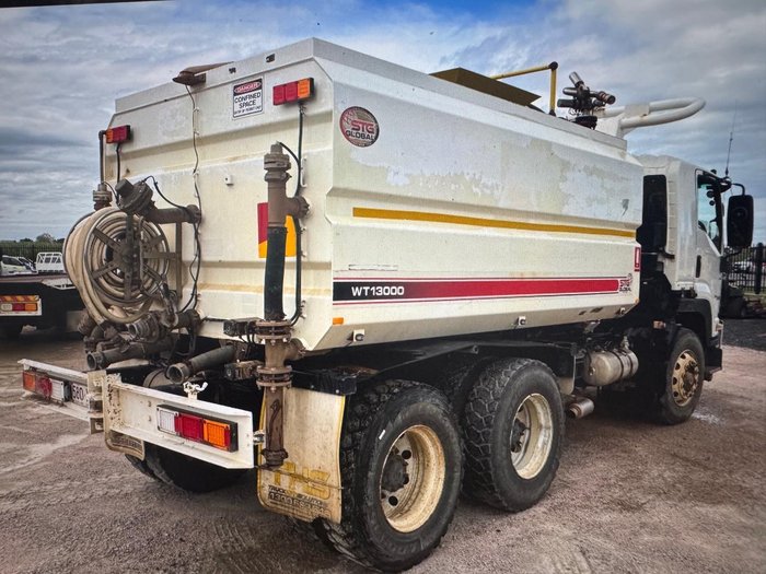 2017 Isuzu F Series FVZ260-300 WHITE