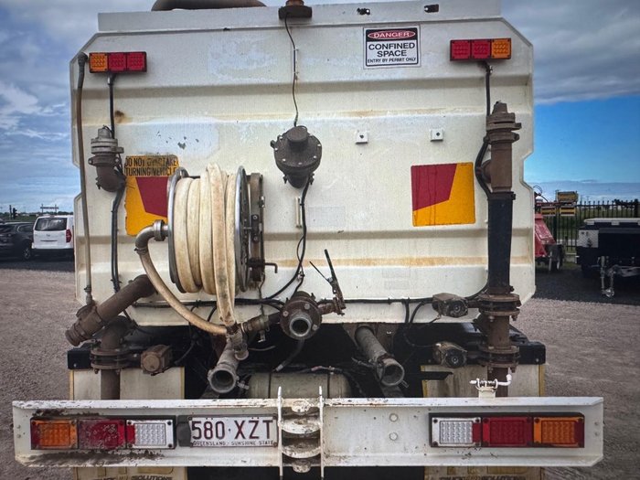 2017 Isuzu F Series FVZ260-300 WHITE