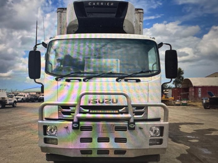 2017 Isuzu F Series FVL240-300 WHITE