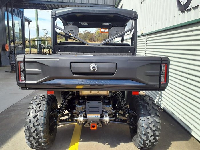 2026 Can-Am Defender XT HD11 Defender Black