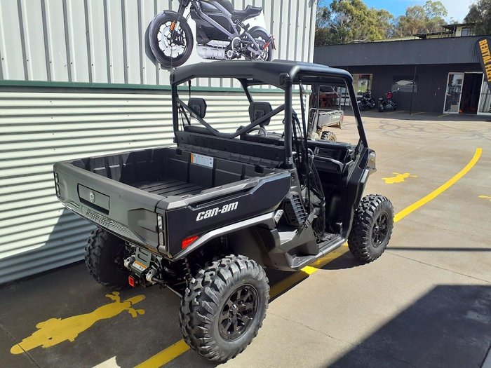 2026 Can-Am Defender XT HD11 Defender Black