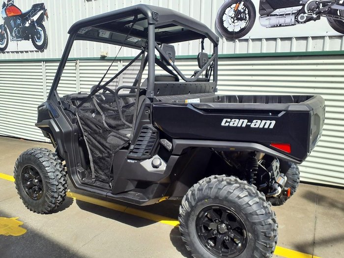 2026 Can-Am Defender XT HD11 Defender Black