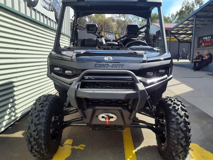2026 Can-Am Defender XT HD11 Defender Black